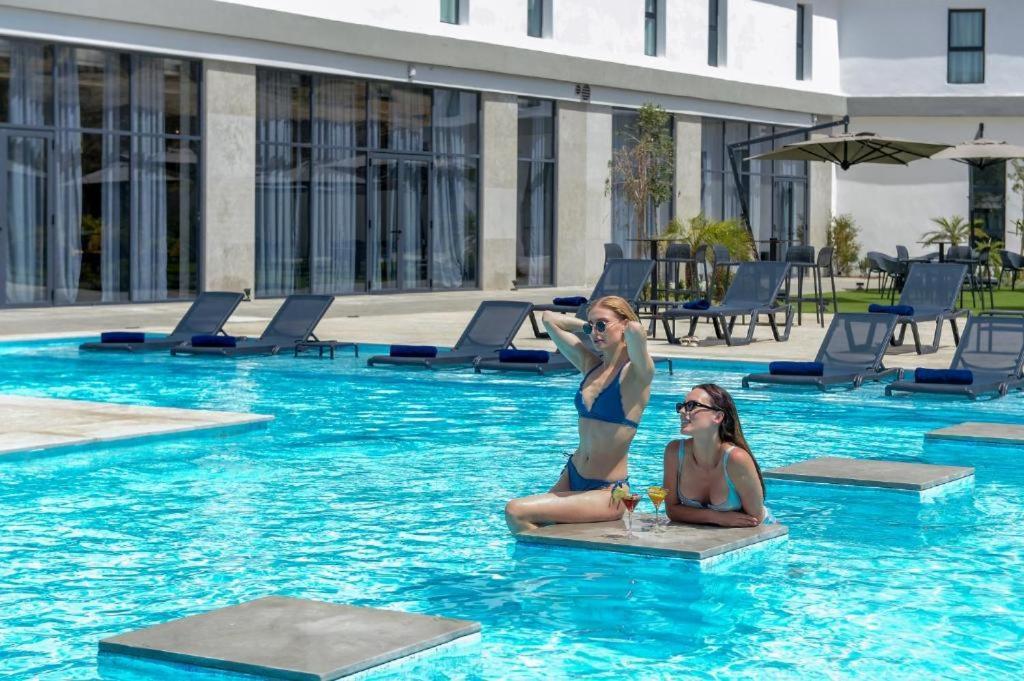 Occidental Tanger Hotel Exterior photo